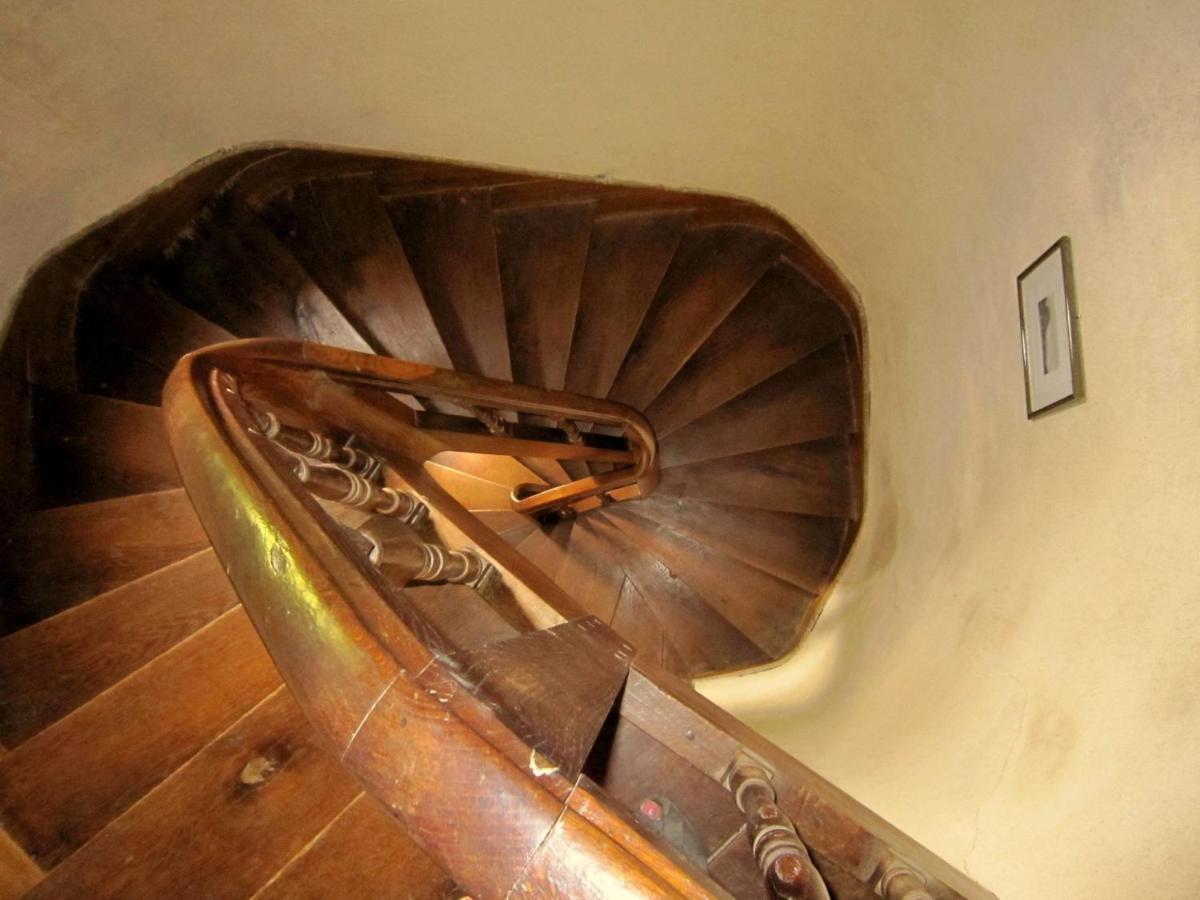 Magnificent Holiday Home With Pool Saint-Paul-du-Bois 객실 사진